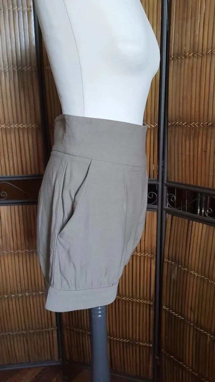 Superbe short beige Ralph Lauren Taille 36 - photo numéro 3