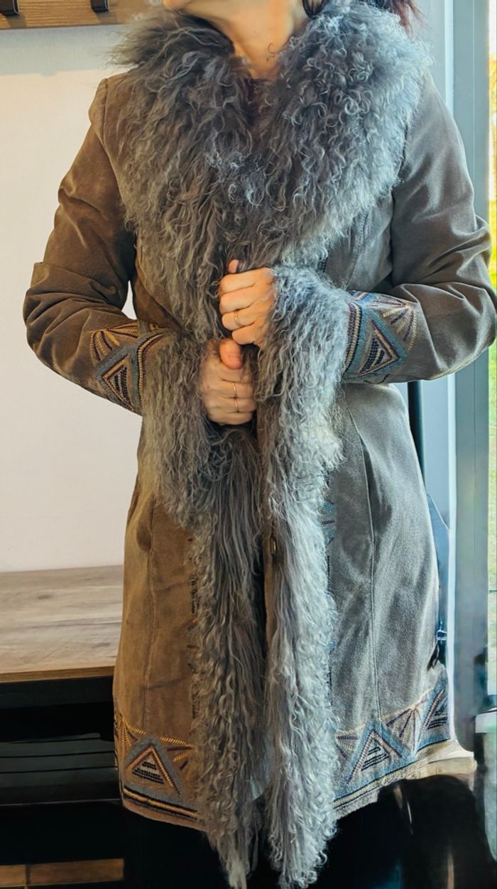 Superbe manteau fausse fourrure - photo numéro 5