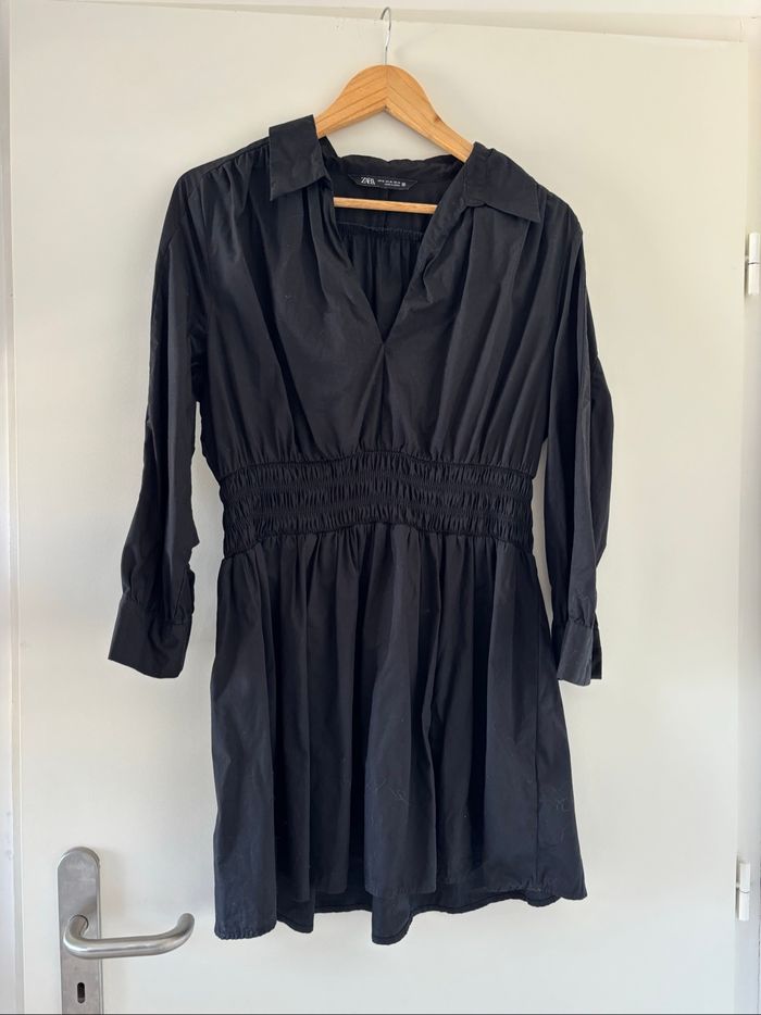 Robe ZARA noire