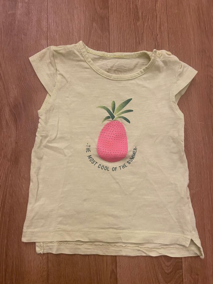 Lot de 2 T-shirt colorés 6-9 mois - photo numéro 2