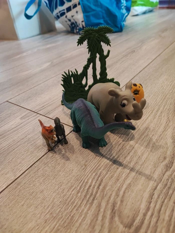Lot dinosaures