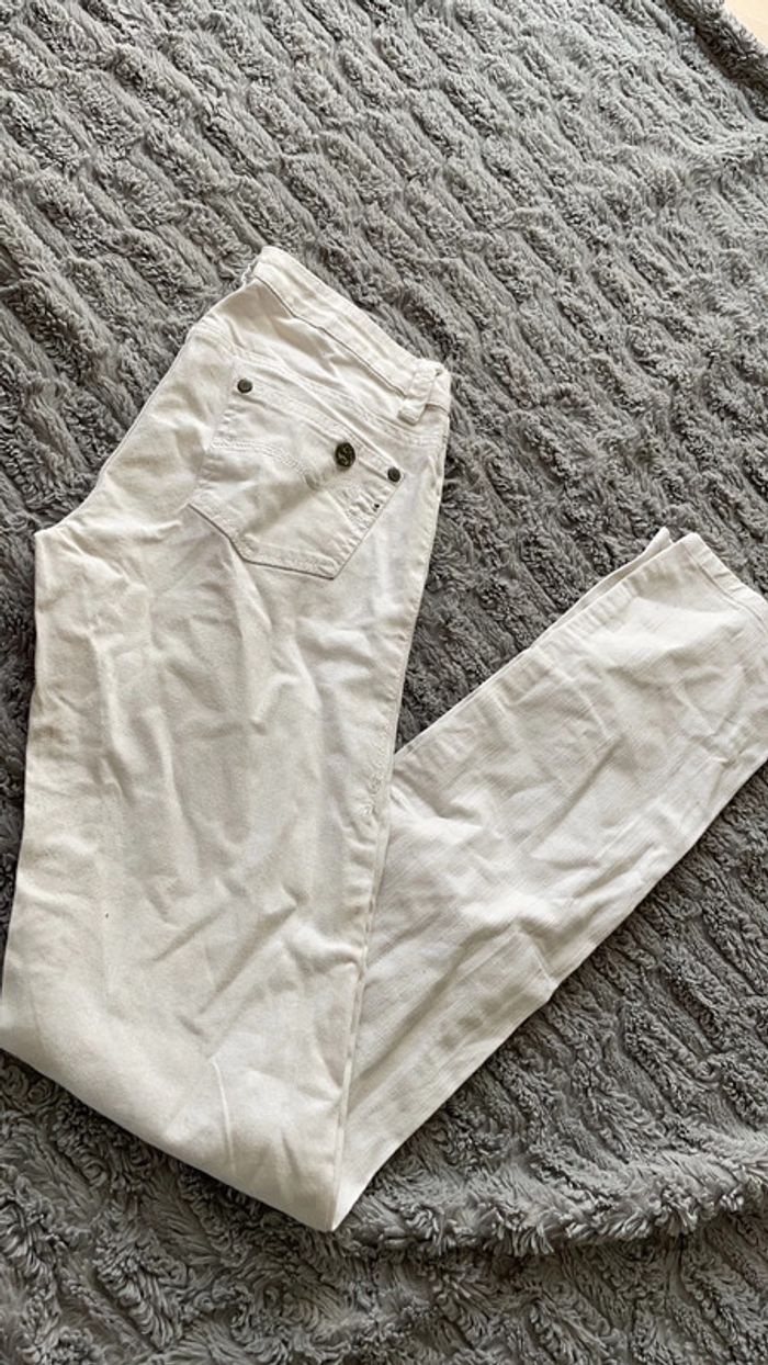 Pantalon Jennyfer Super Skinny taille 36 - photo numéro 2