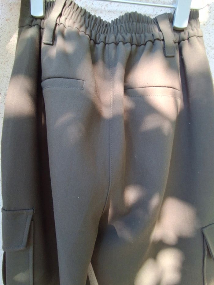 Pantalon cargo Bershka kaki taille 38 - photo numéro 7