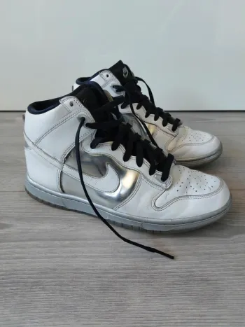 Basket Nike Dunk High pointure 41
