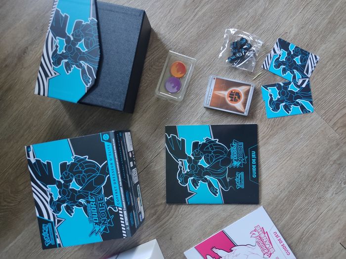 Lot de 2 ETB pokemon ev 10.5 - photo numéro 3