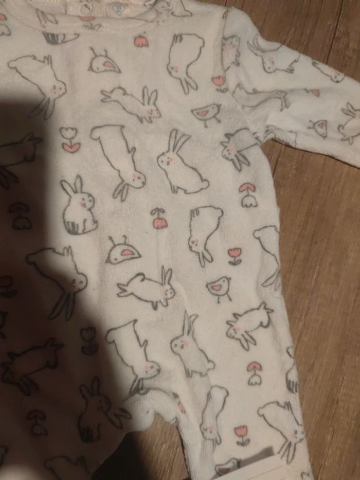 Pyjama/ grenouillere velours - photo numéro 3