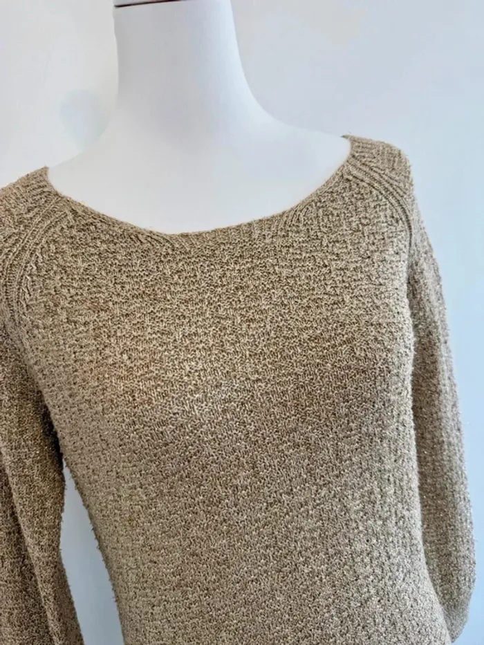 Robe Massimo dutti en maille dorée taille M très bon état - photo numéro 2