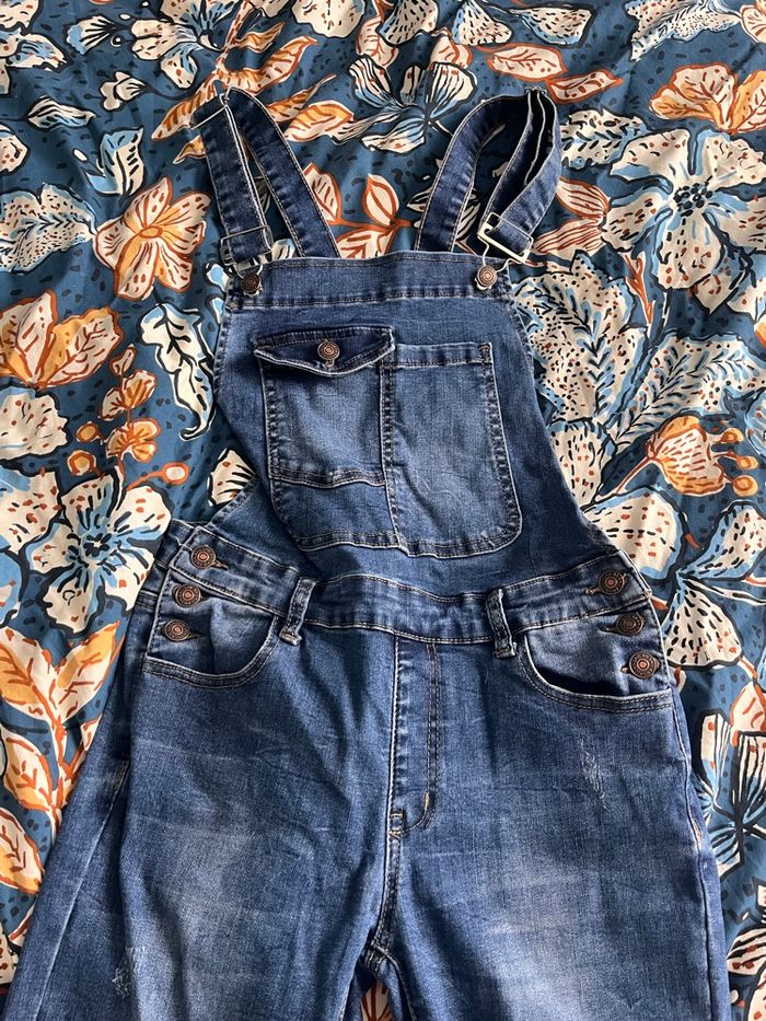 Salopette femme en jeans - photo numéro 2