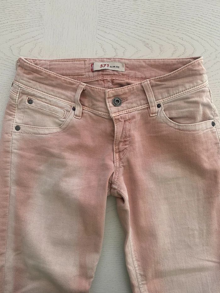 Jean Lévis 571 Slim Fit T26 W32 rose