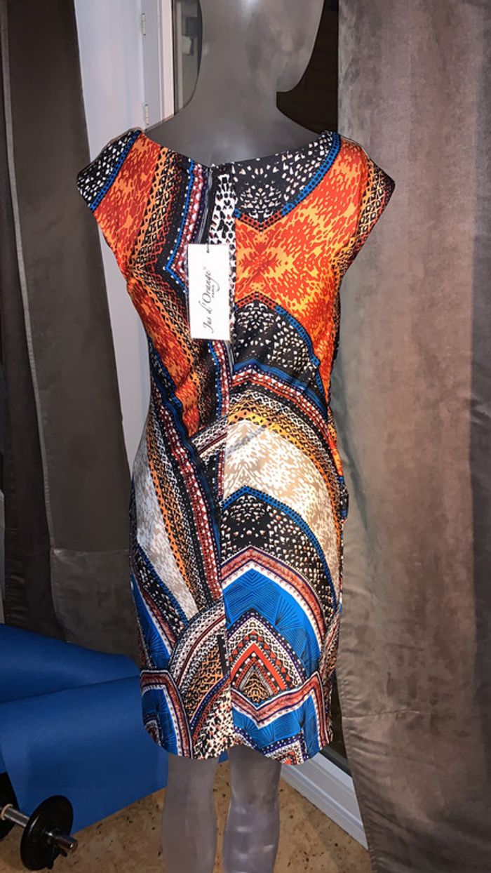 Jolie robe jus d’orange neuve avec étiquette taille S - photo numéro 2
