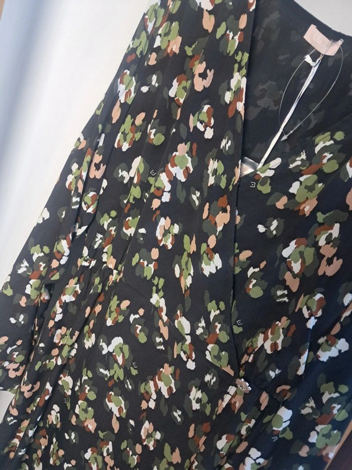 Liu Jo robe robe hiver 2022 T.44 neuve - photo numéro 3