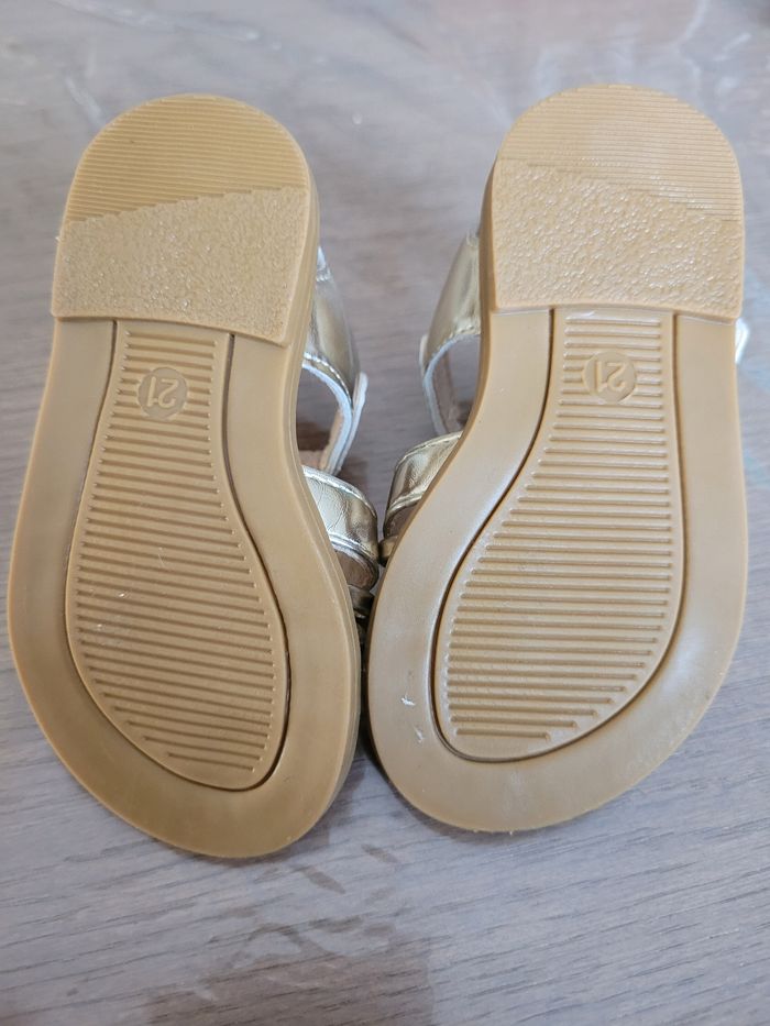 Lot de chaussures fille T21 - photo numéro 5