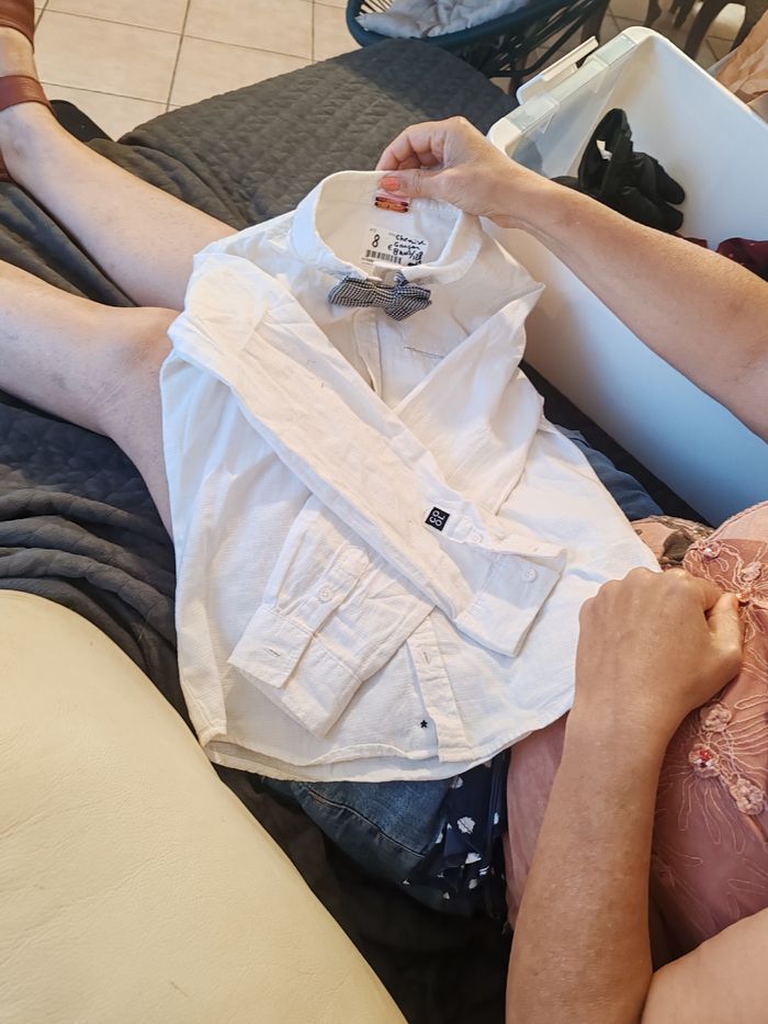 Chemise manches longues tape à l'oeil 8 ans 128 cm.