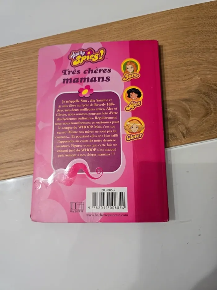 Livre Totally spies Très chères mamans très bon état - photo numéro 2