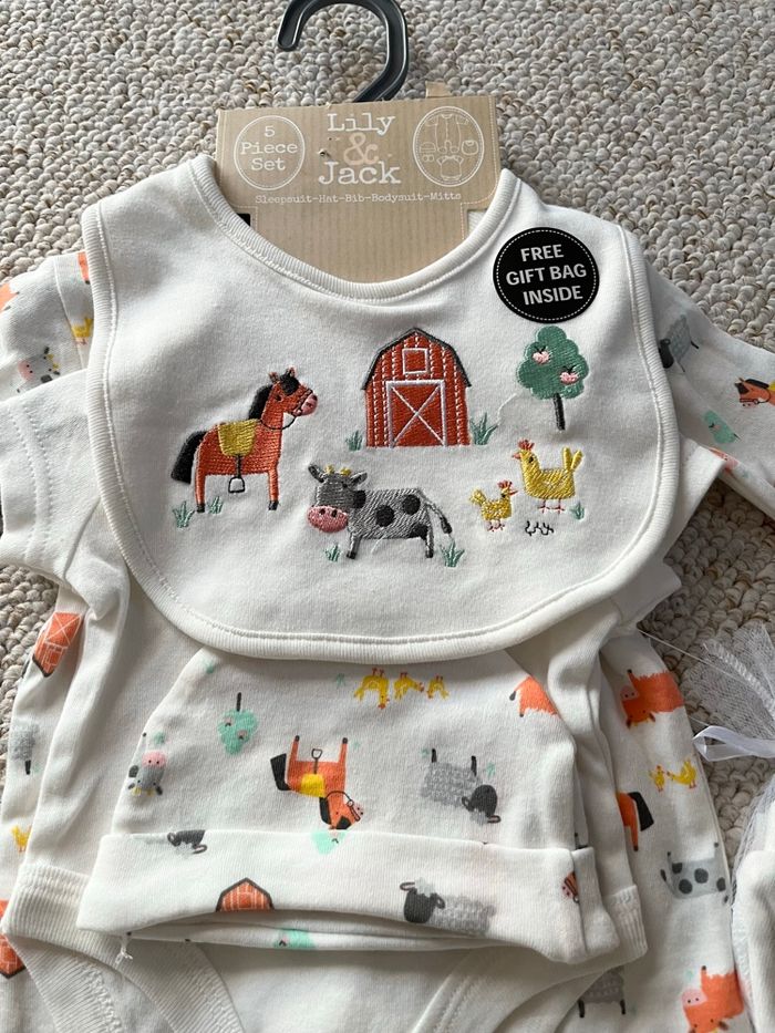 Tenue de naissance - photo numéro 4