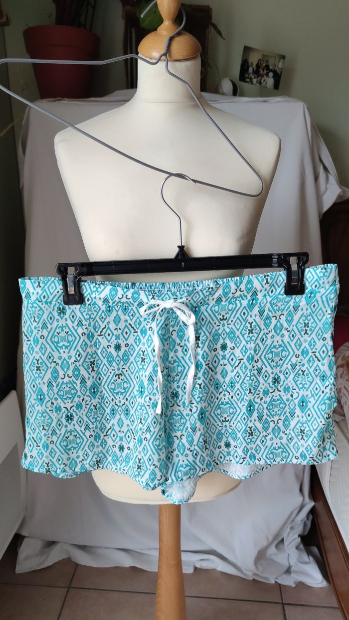 Short de nuit satin imprimé T46/48 - photo numéro 2