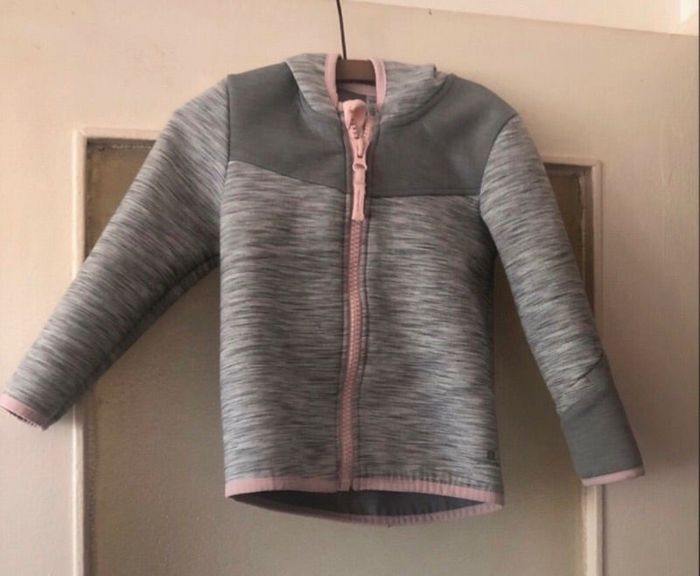 Veste à capuche