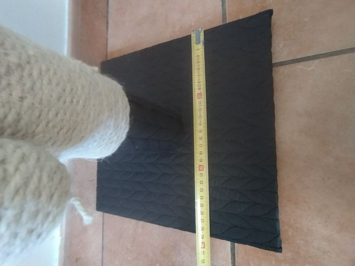 Poteau Griffoir pour chat en très bon état - photo numéro 6