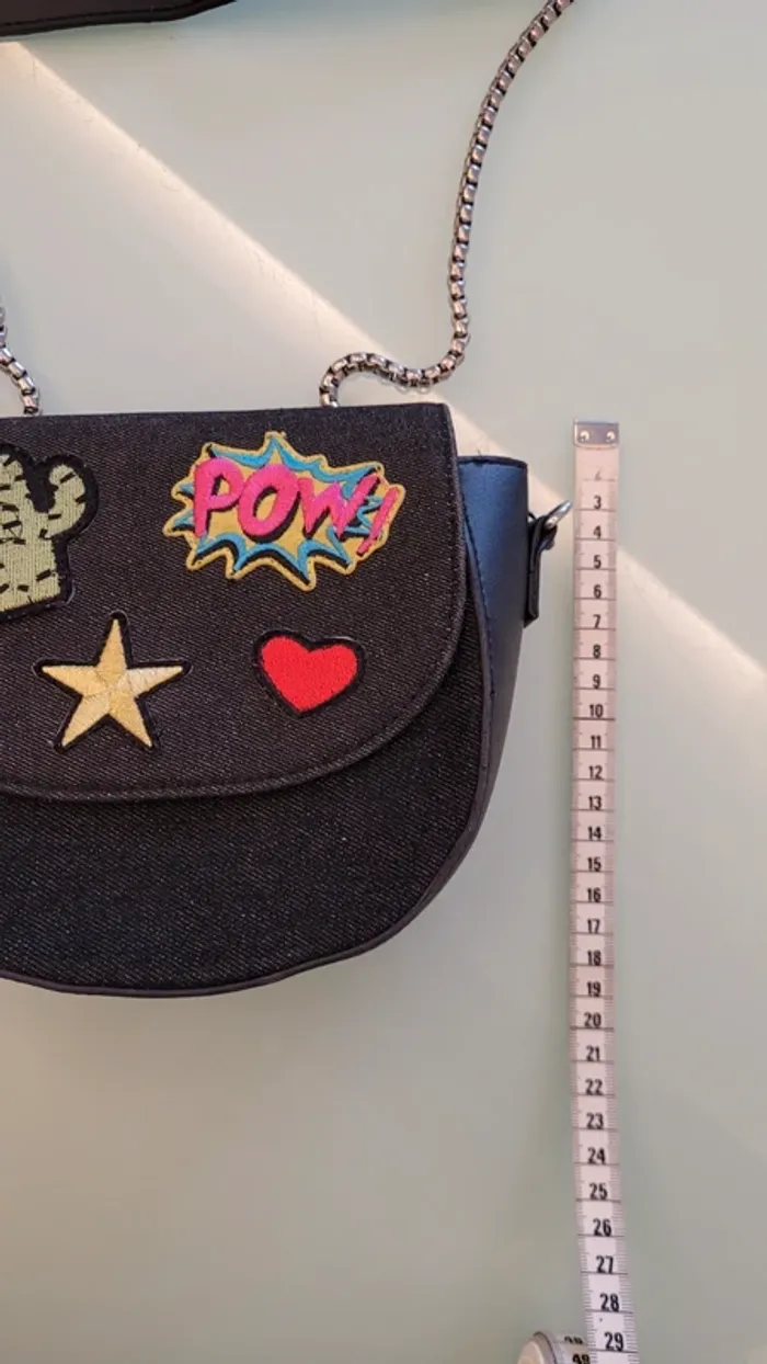 Sac bandoulière décoration cactus, étoile, cœur et "pow" - photo numéro 6