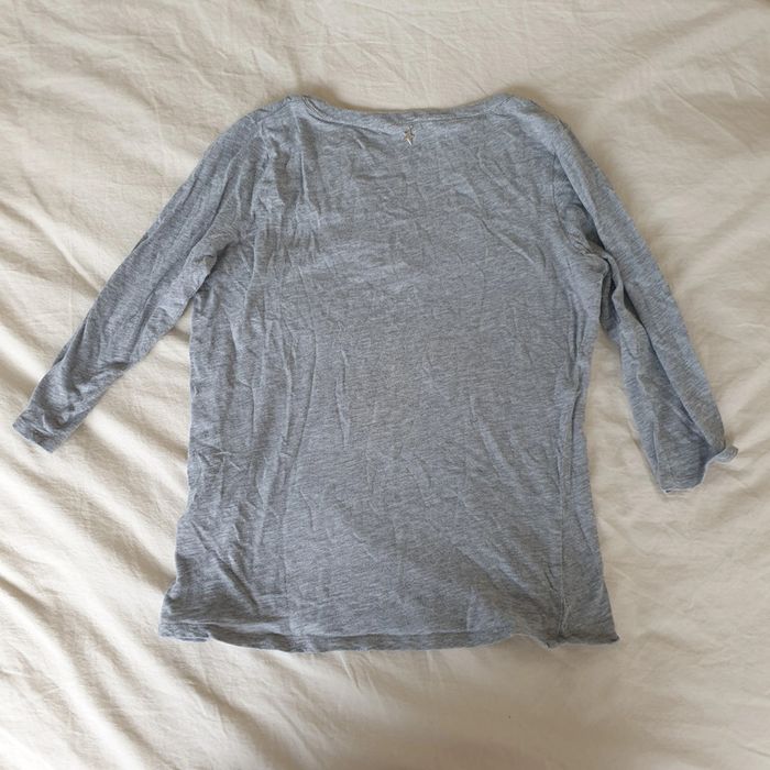 1 t-shirt manche 3/4 gris, taille XS, marque Sud, en très bon état - photo numéro 4