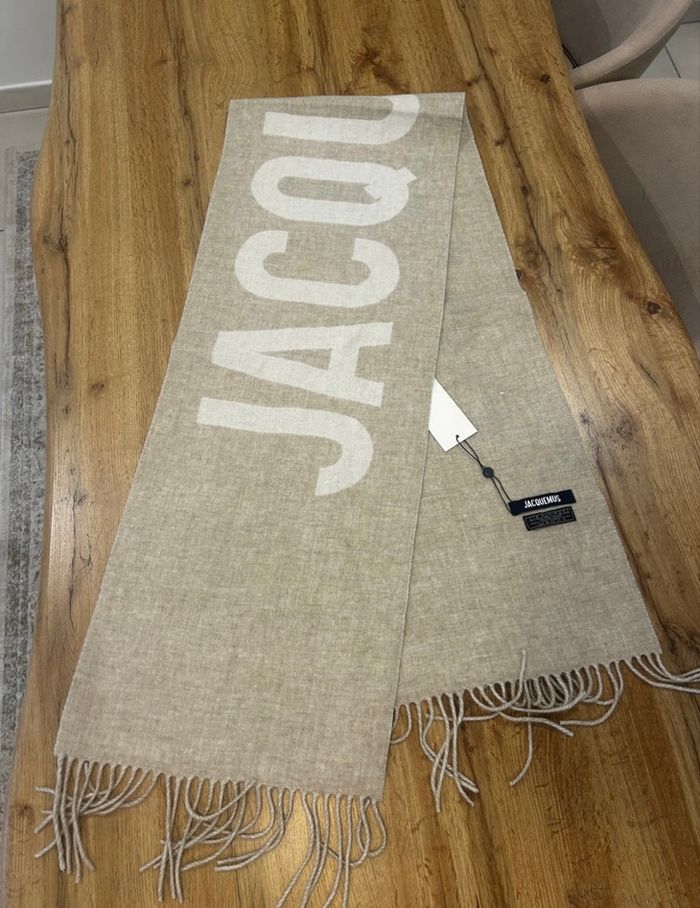 Écharpe Jacquemus - photo numéro 3