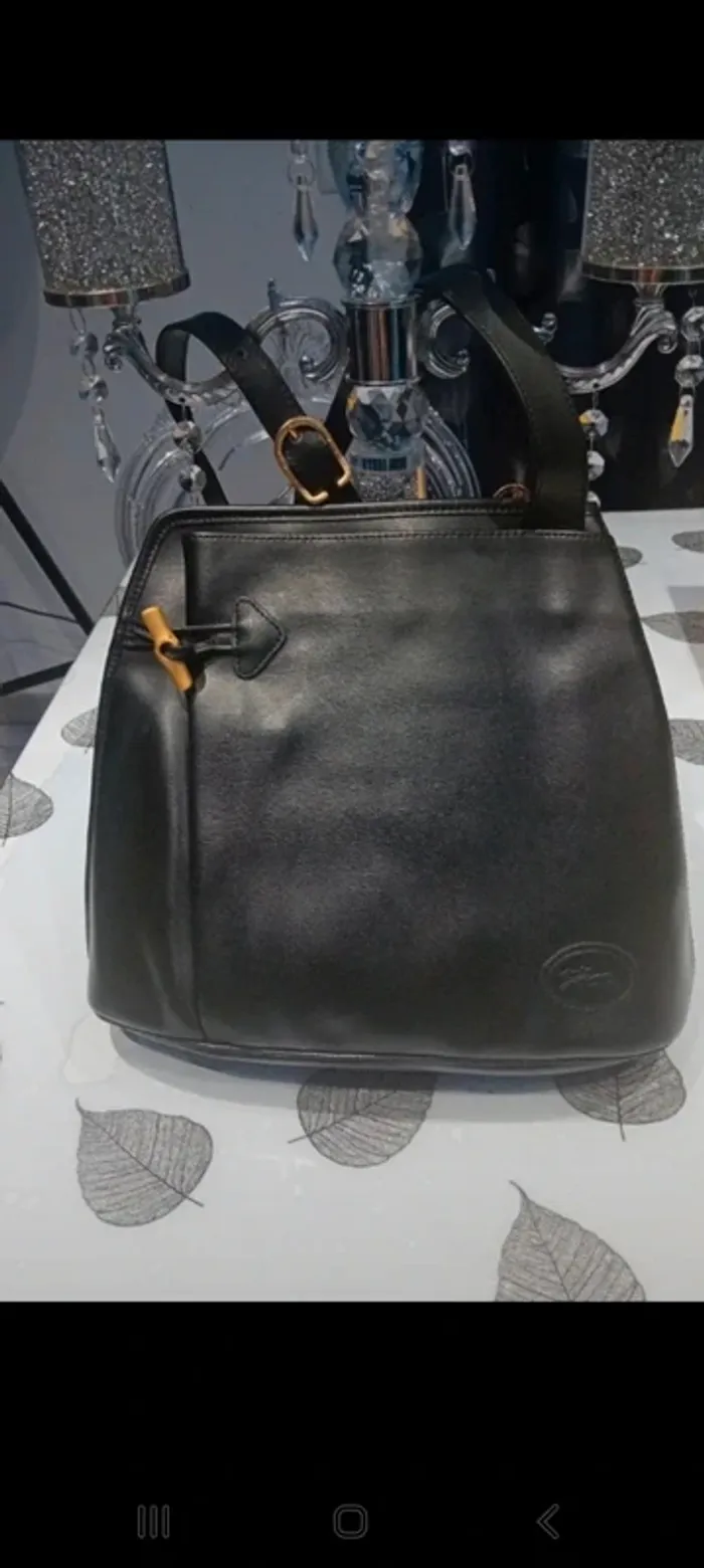 Sac longchamp vintage cuir porter épaules 26x30x9