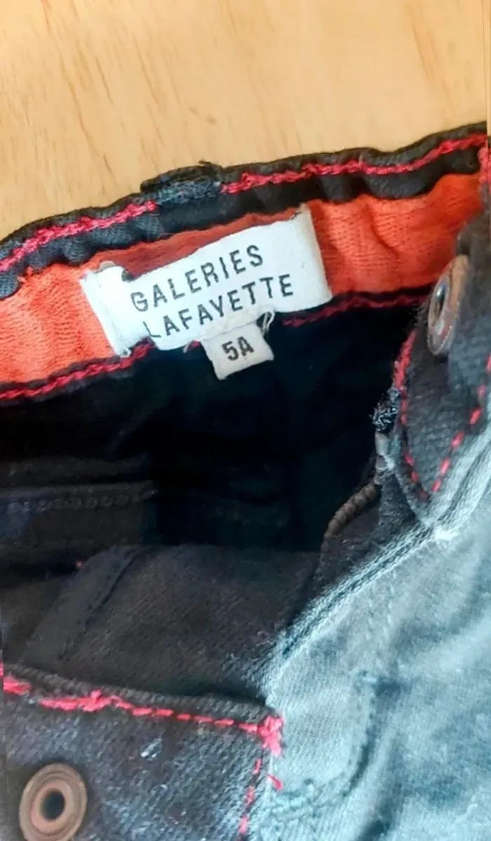 Jean noir Taille 5 ans avec ceinture ajustable - photo numéro 2