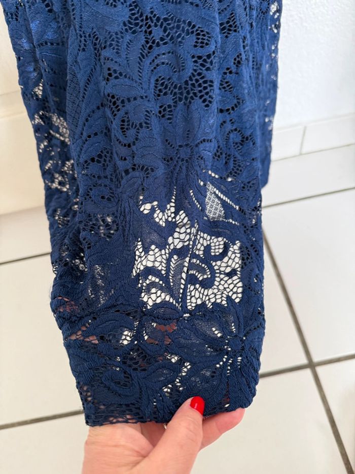 Robe cocktail dentelle bleu marine - photo numéro 4