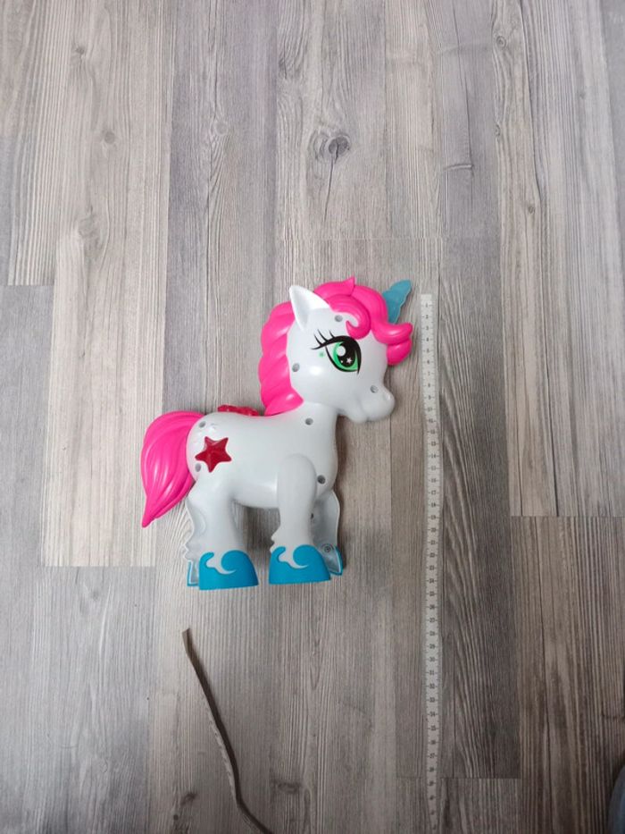 Jouet musical licorne - photo numéro 3