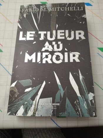 Le tueur au miroir