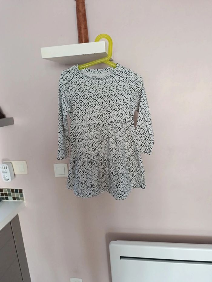Magnifique robe mi saison 5 ans Gémo