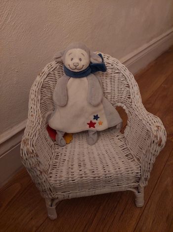 Doudou mouchoir mouton Guss et Victor Noukie's