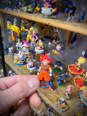 Figurine dragon ball Goku god