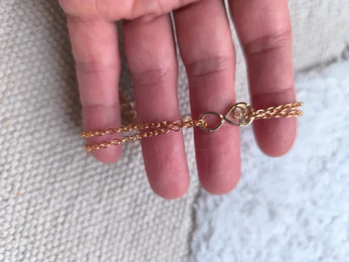 Bracelet double chaîne – Infini & petit cœur - photo numéro 3