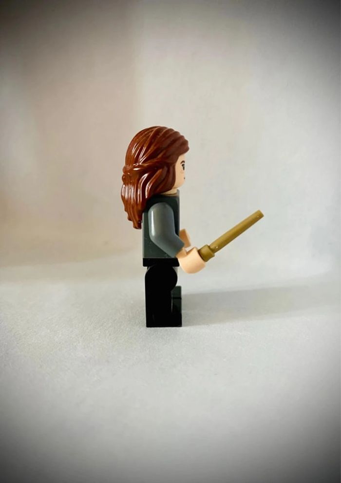 Minifigurine LEGO Harry Potter HP240 - Hermione Granger 2020 - Très bon état - photo numéro 2