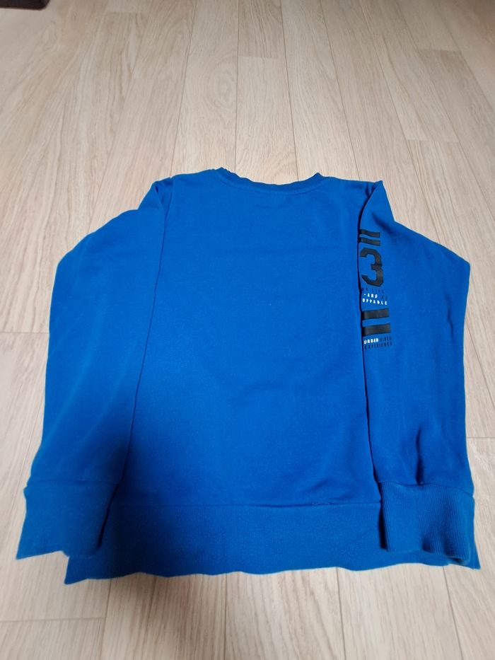 Pull garçon 8ans - photo numéro 3