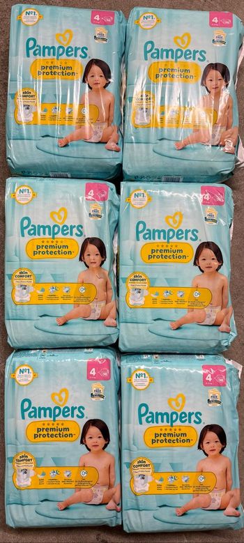 Lot de 6 paquets de couches Pampers Premium taille 4 (228 couches)