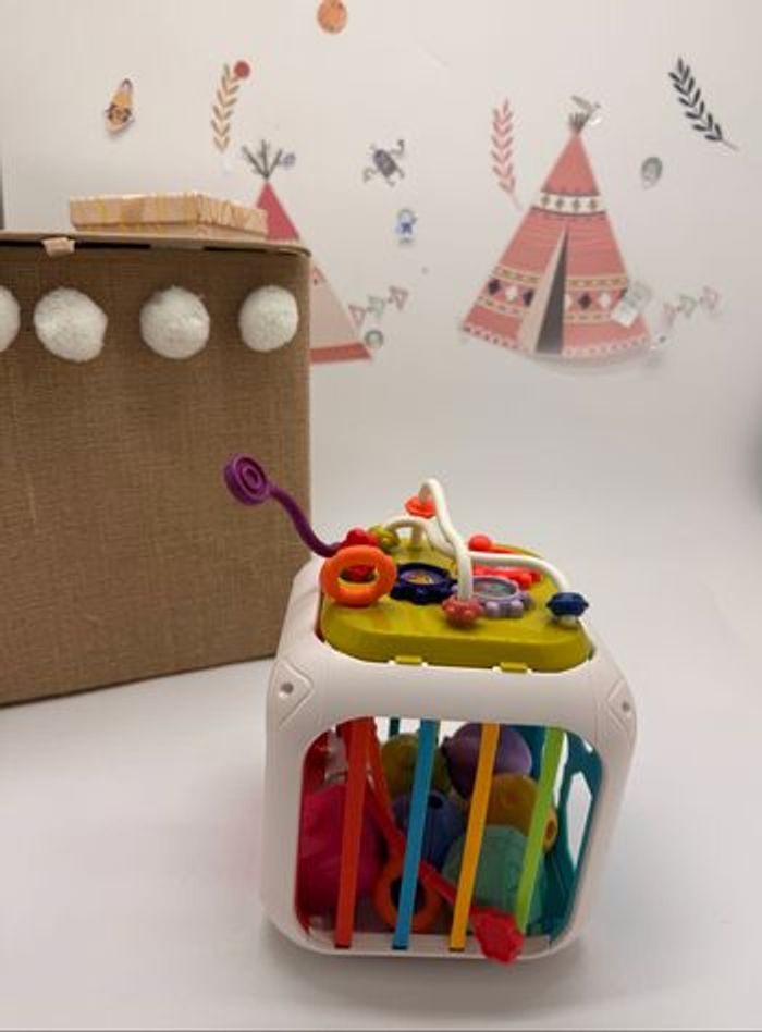 Cubes Montessori 7 en 1 – Trieur de formes - Jouets d’éveil bébé - photo numéro 6