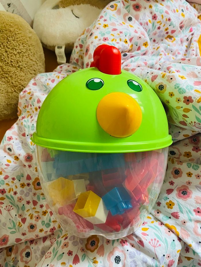 Poule à briques - photo numéro 2