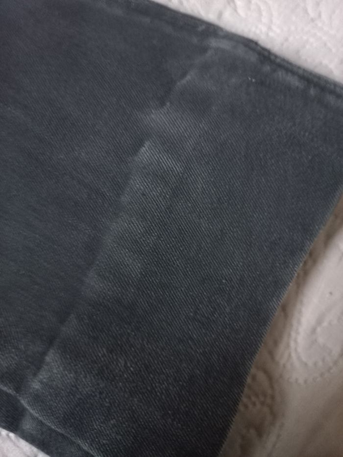 Jean noir - photo numéro 6