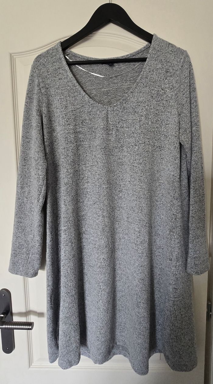 Lot de 2 robes - photo numéro 2
