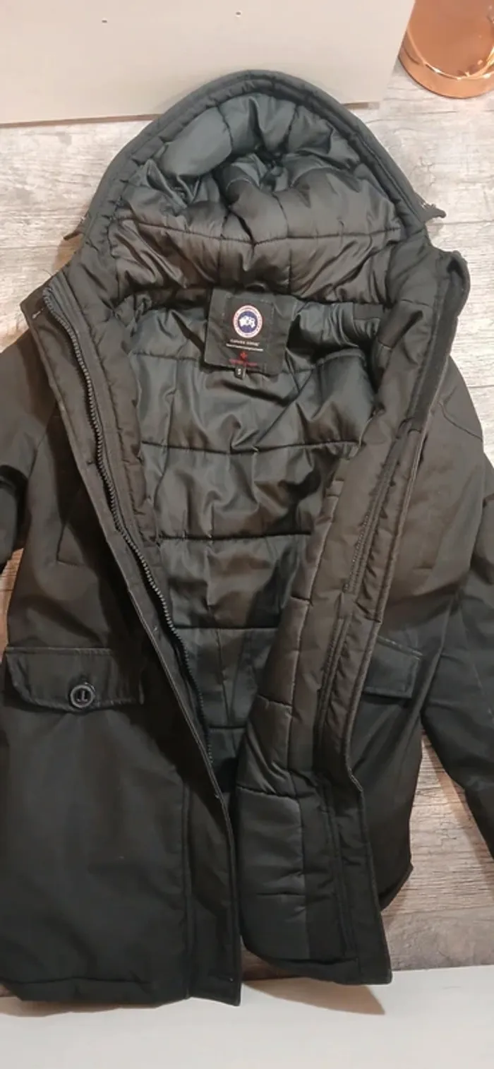 Veste doudoune Canada Goose taille S - photo numéro 4