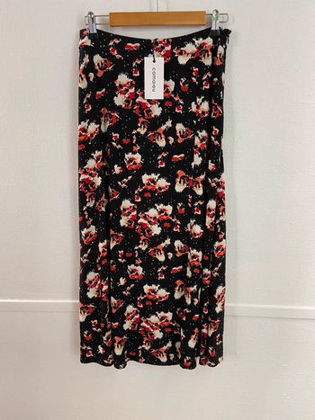 Jupe rouge et noir camaïeu taille 36