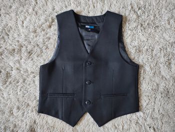 Veste sans manches // Gilet noir taille 3 ans