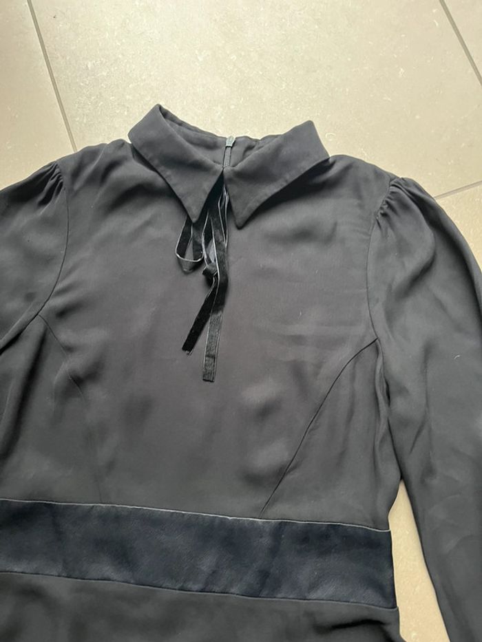 Robe cintrée col Claudine noire Zara S - photo numéro 3