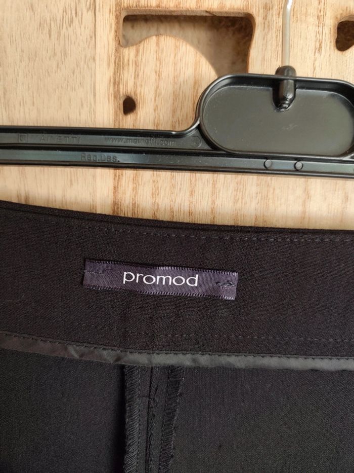 Short noir chic - Taille 44 Promod - photo numéro 4