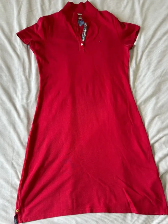 Robe polo rouge Tommy Hilfiger