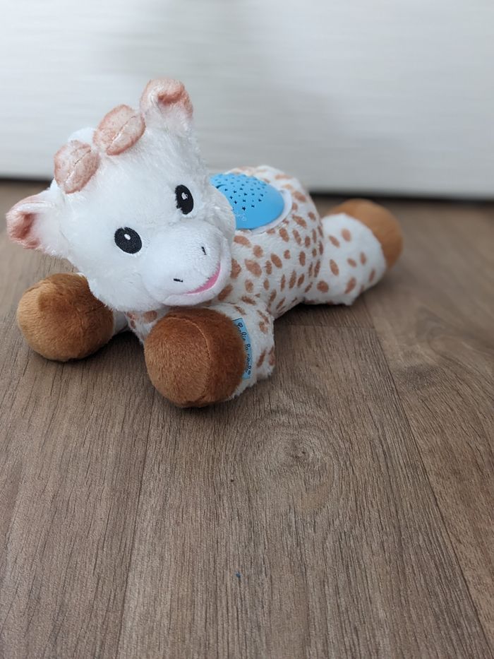Peluche girafe vtech sonore et lumineuse