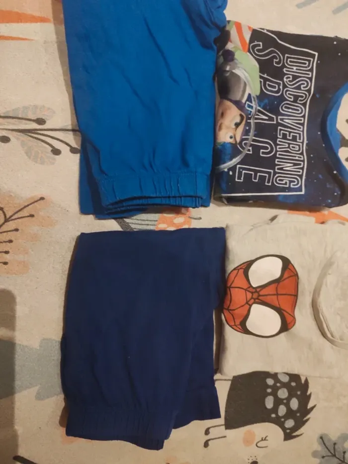 2 pyjama - photo numéro 4