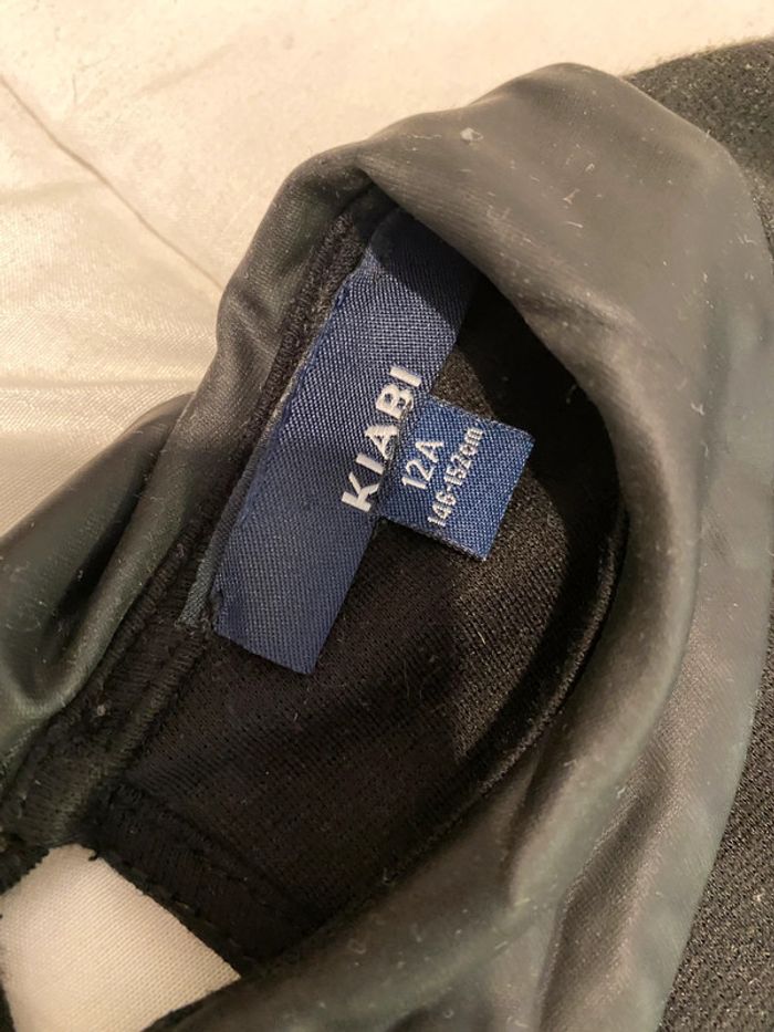 Robe noire - photo numéro 3